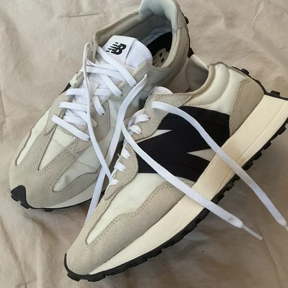 New Balance 327 "Sea Salt/Black" sneakers, 8 - Picture 8 of 11